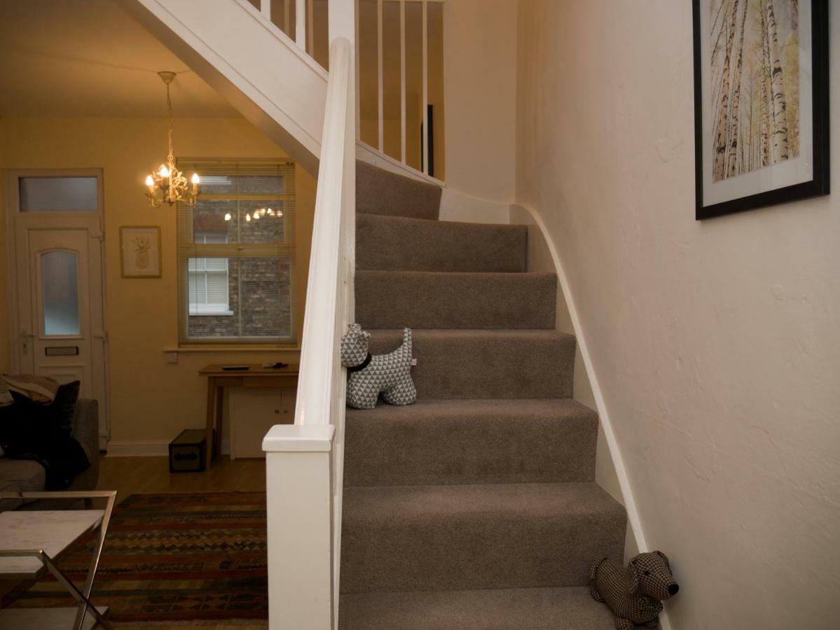 Agar Street Villa York Bagian luar foto