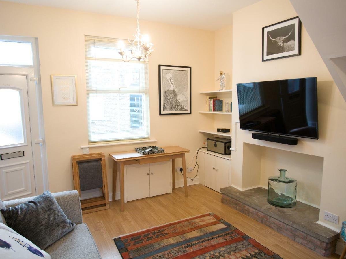 Agar Street Villa York Bagian luar foto