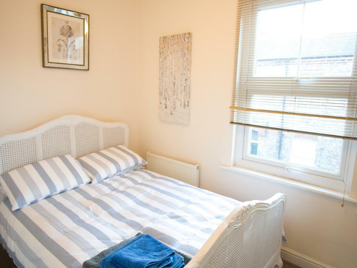 Agar Street Villa York Bagian luar foto